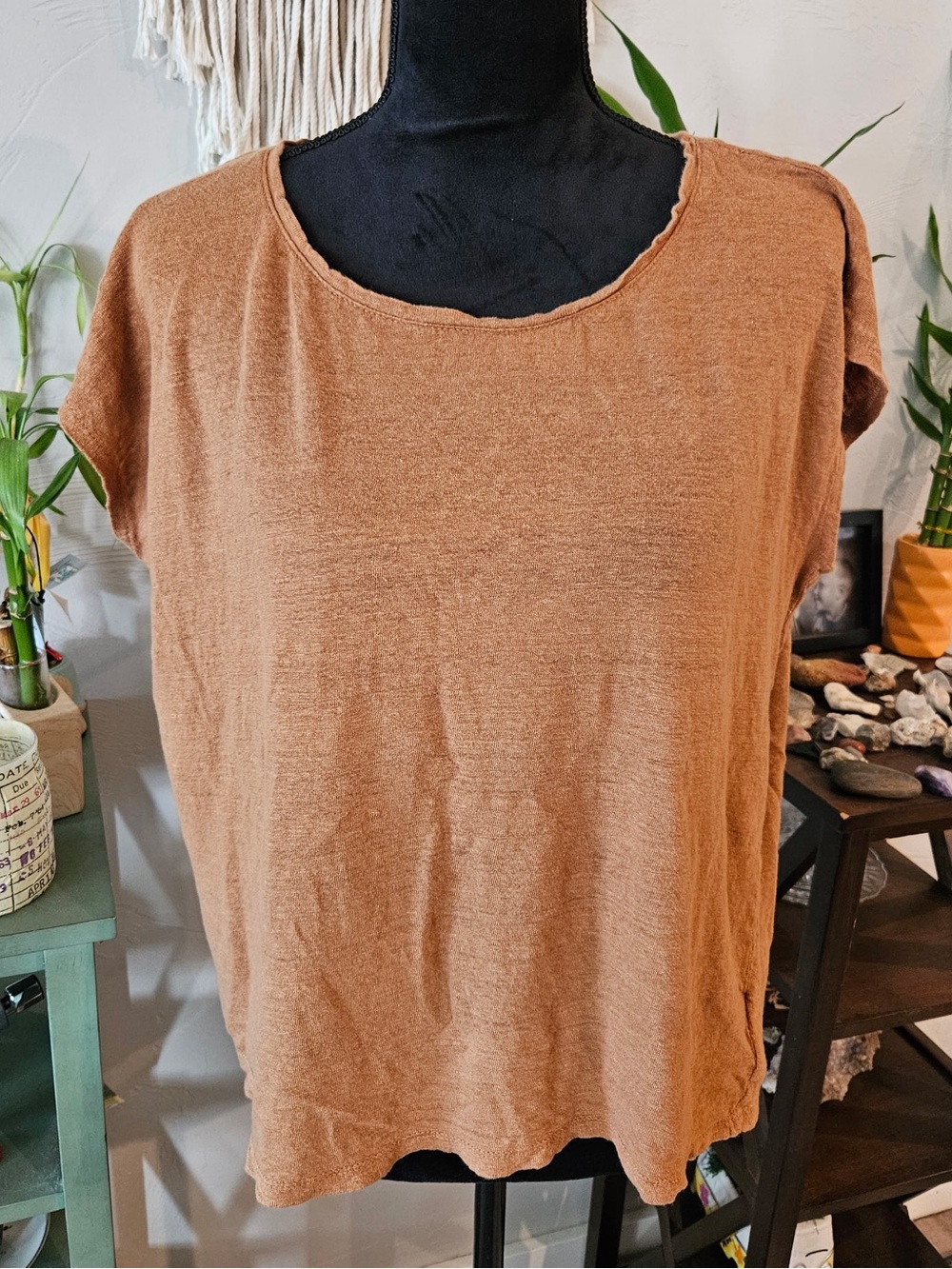 Tahari Relaxed Scoop Neck Short Sleeve Top in Camel Brown
